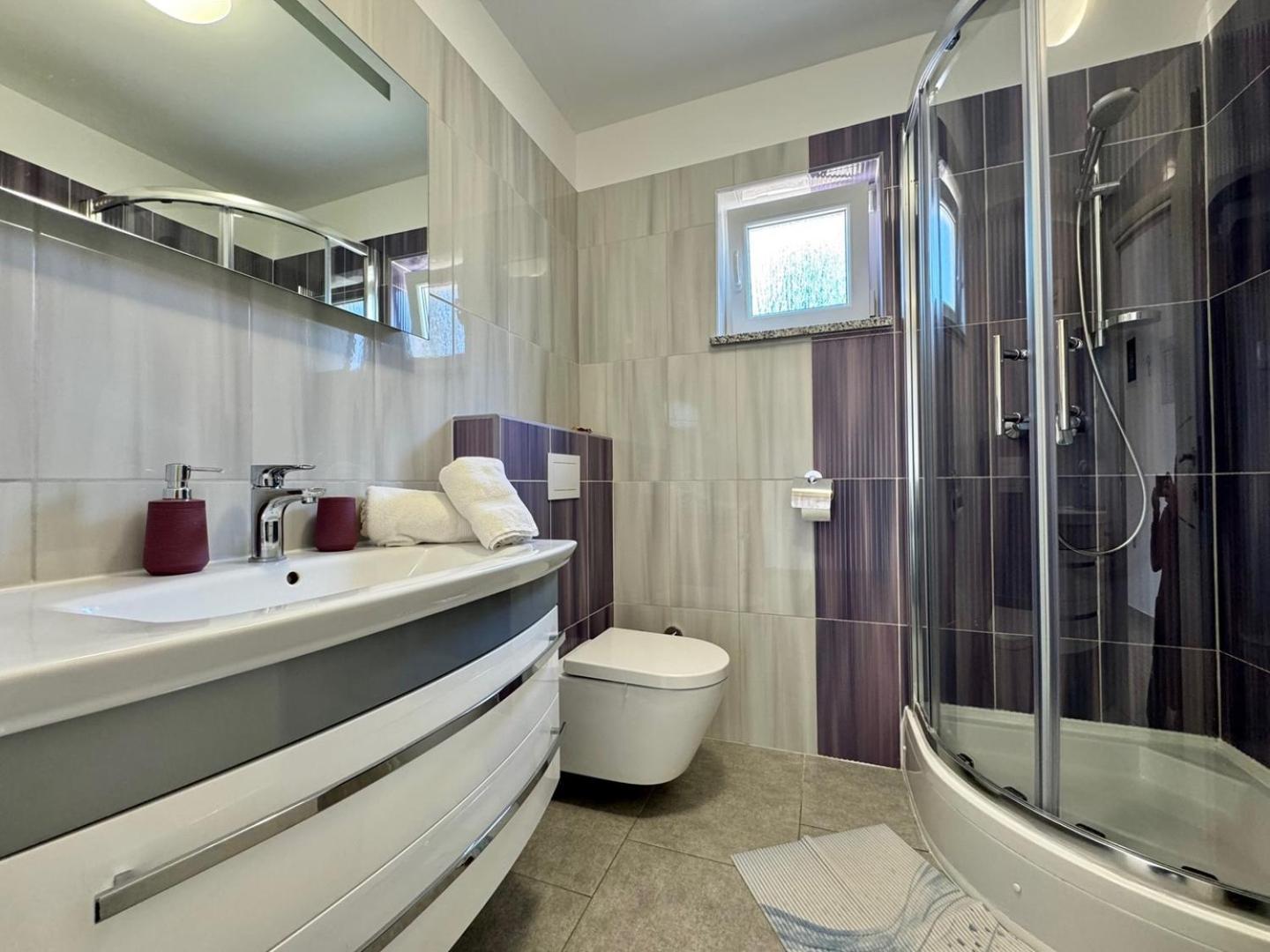 Cozy Apartment Rosmarin With A Sea View Krk Town Esterno foto